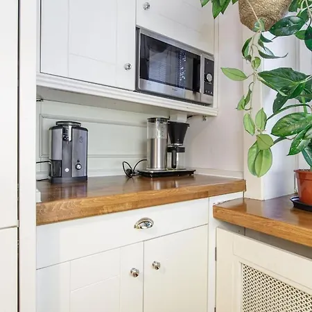 Apartment Cozy Urban Hideaway - With A Sauna! *
